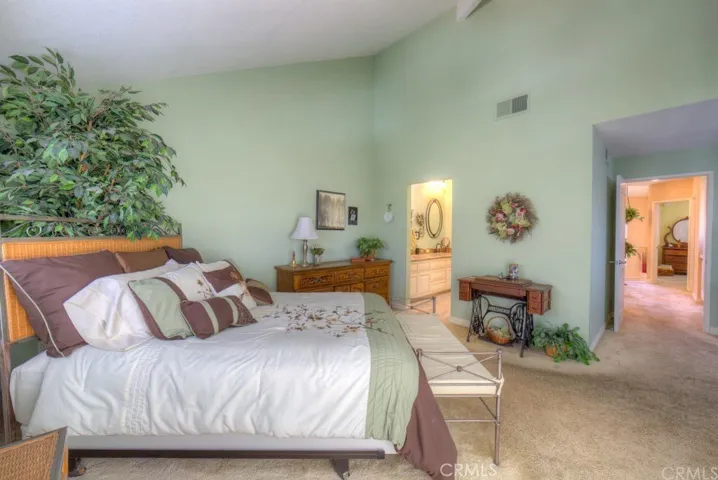 5568 Orange, Cypress, California 90630