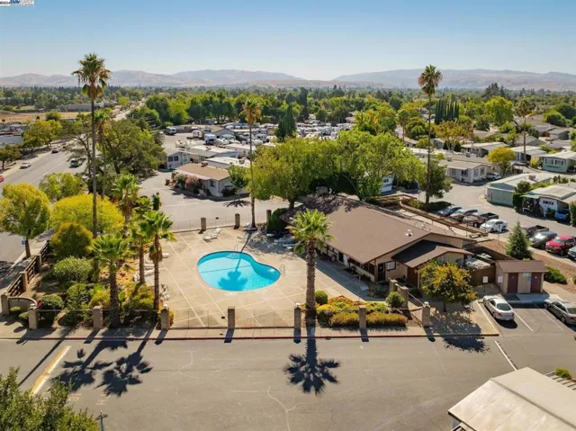 1360 Via Deste 64, Livermore, California 94551