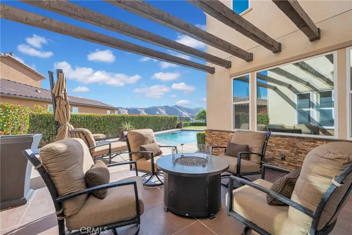 The private courtyard — the quiet third outdoor space