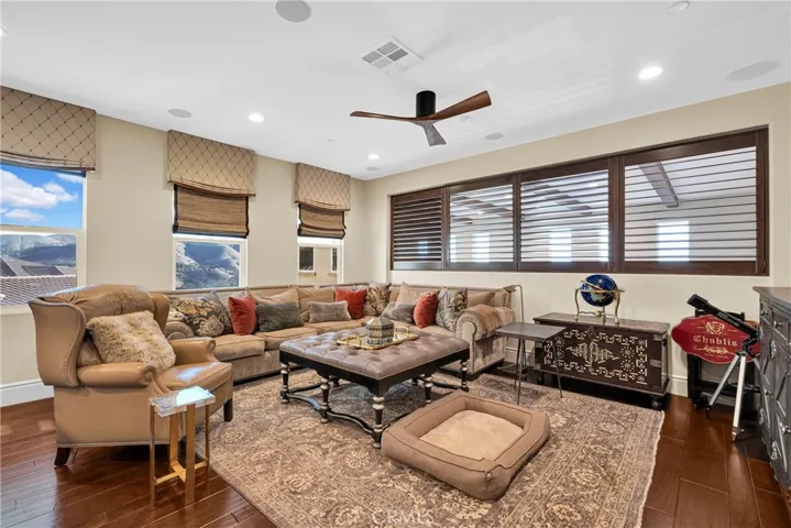 Open loft — media room, lounge, or study space