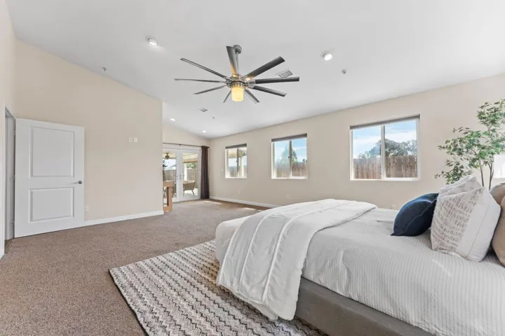 1091 Nightingale Place, Escondido, California 92027