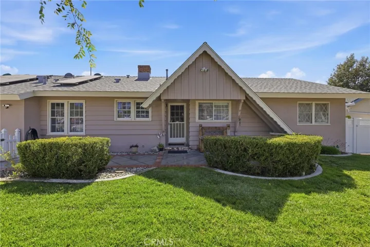 1869 Country Club, Thousand Oaks, California 91360