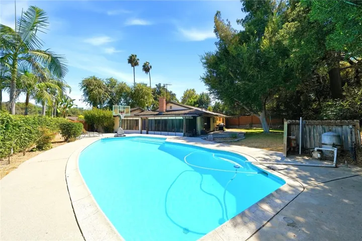 19913 E Rambling, Covina, California 91724