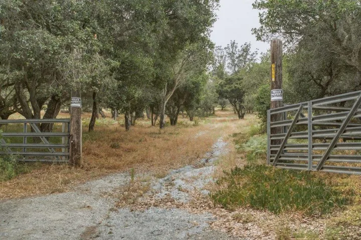 0 Valle Pacifico, Salinas, California 93907