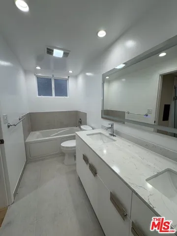 8550 Holloway Drive 101, West Hollywood, California 90069