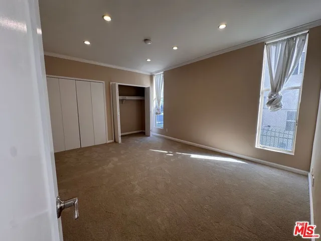 8550 Holloway Drive 101, West Hollywood, California 90069