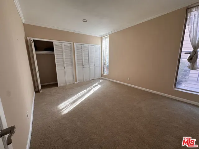 8550 Holloway Drive 101, West Hollywood, California 90069