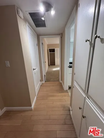 8550 Holloway Drive 101, West Hollywood, California 90069