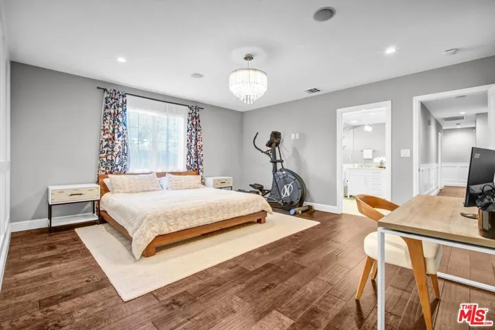 12233 Malone Street, Los Angeles, California 90066
