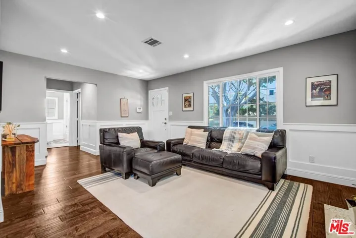 12233 Malone Street, Los Angeles, California 90066