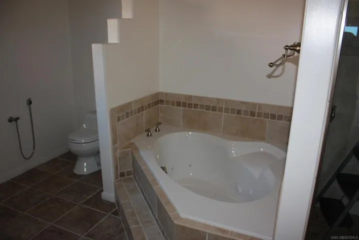 13801 Mercado Drive, Del Mar, California 92014