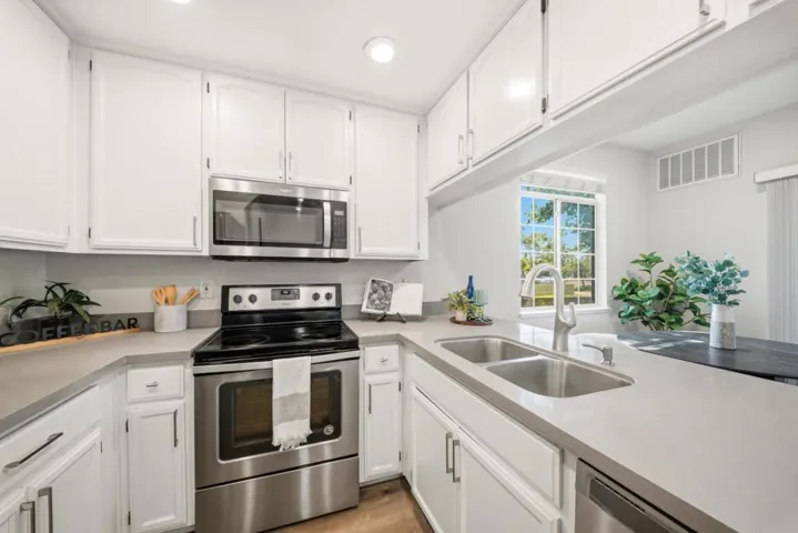 101 Sunnyhills Court, Milpitas, California 95035