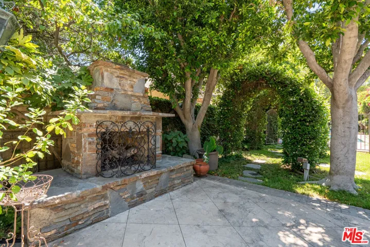19234 Mayall Street, Los Angeles, California 91324