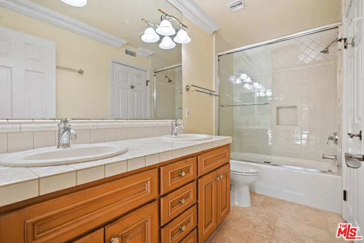 19234 Mayall Street, Los Angeles, California 91324