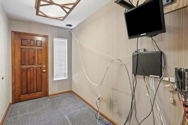 1565 Alum Rock Avenue, San Jose, California 95116