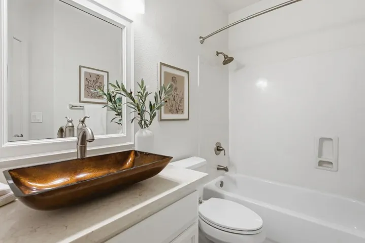 1893 Silva Place, Santa Clara, California 95054