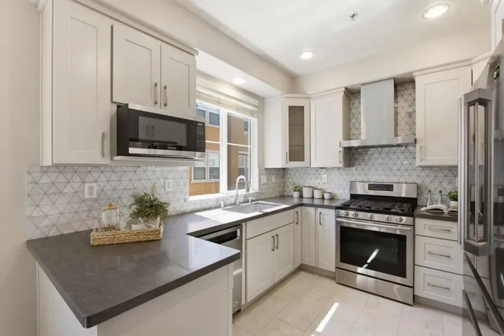 1893 Silva Place, Santa Clara, California 95054