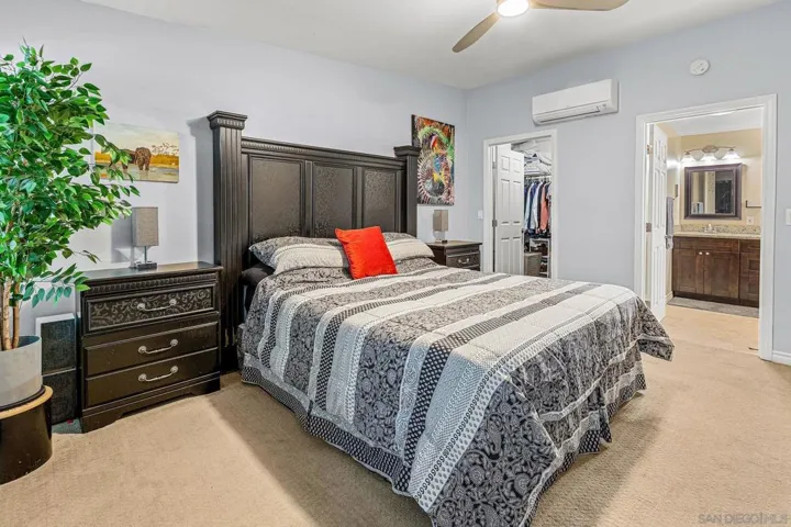 6062 Streamview, San Diego, California 92115