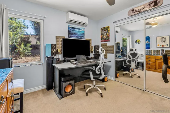 6062 Streamview, San Diego, California 92115