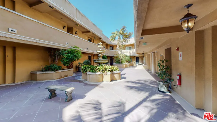 11440 National Boulevard 2, Los Angeles, California 90064
