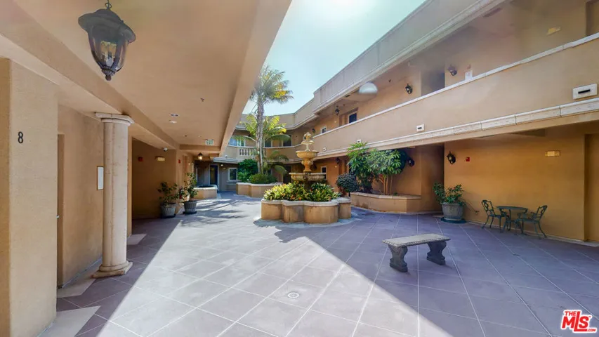 11440 National Boulevard 2, Los Angeles, California 90064