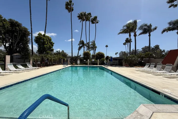 24921 Muirlands Boulevard 267, Lake Forest, California 92630