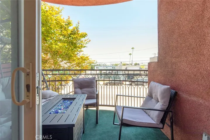 11124 Burbank Boulevard 101, North Hollywood, California 91601