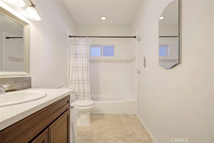 11124 Burbank Boulevard 101, North Hollywood, California 91601