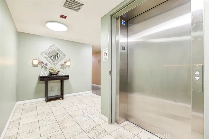 11124 Burbank Boulevard 101, North Hollywood, California 91601