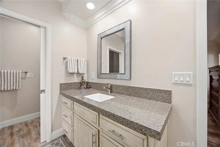 1328 Valov Lane, Bakersfield, California 93314