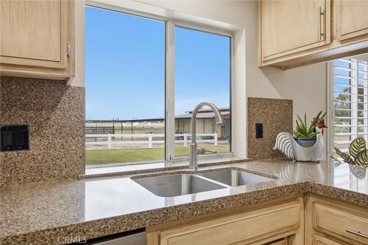 1328 Valov Lane, Bakersfield, California 93314