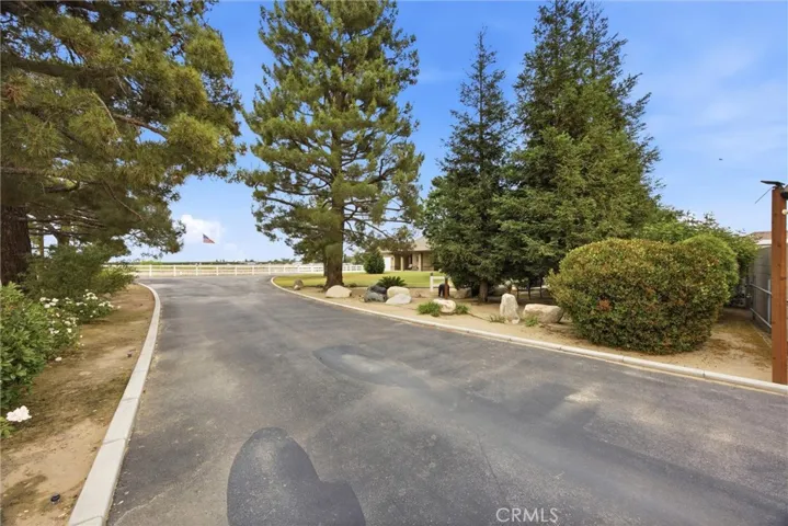 1328 Valov Lane, Bakersfield, California 93314