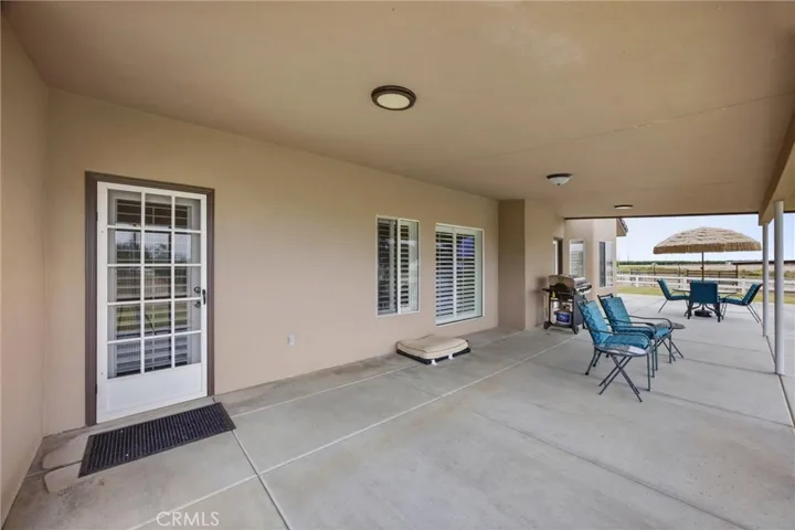 1328 Valov Lane, Bakersfield, California 93314