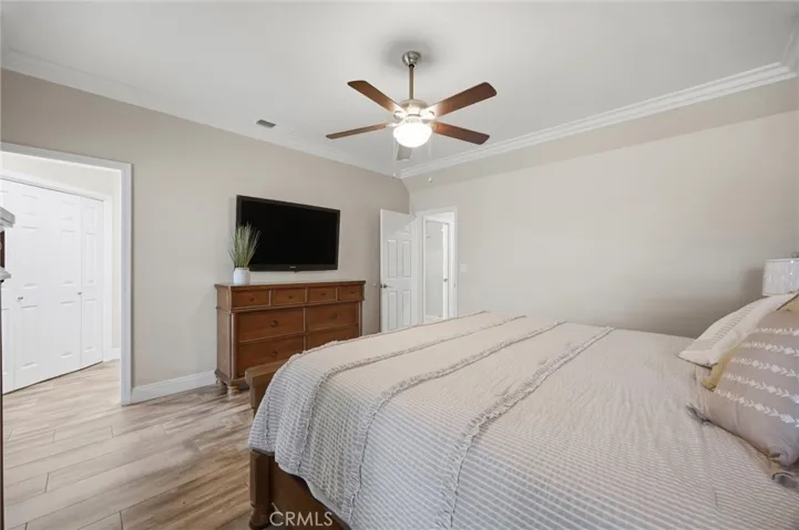 1328 Valov Lane, Bakersfield, California 93314