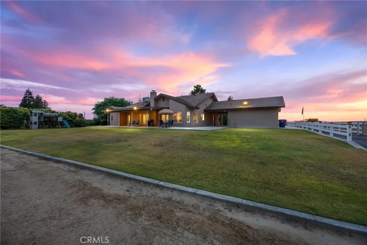 1328 Valov Lane, Bakersfield, California 93314