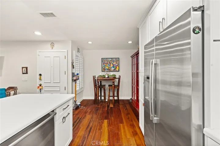 3860 Amberly, Inglewood, California 90305