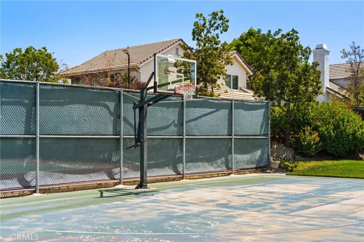 3860 Amberly, Inglewood, California 90305