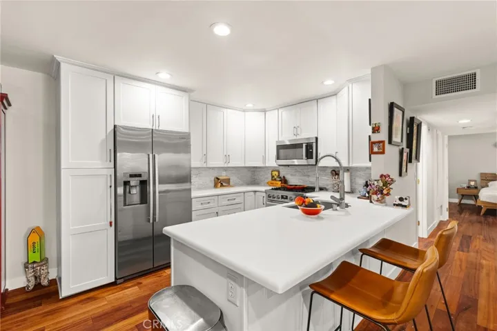3860 Amberly, Inglewood, California 90305