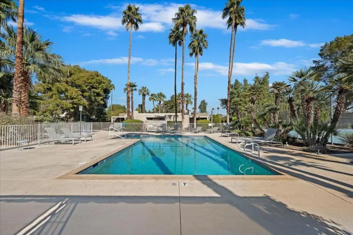 31-Pool