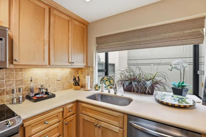 94 High Meadow Lane, Carmel, California 93923