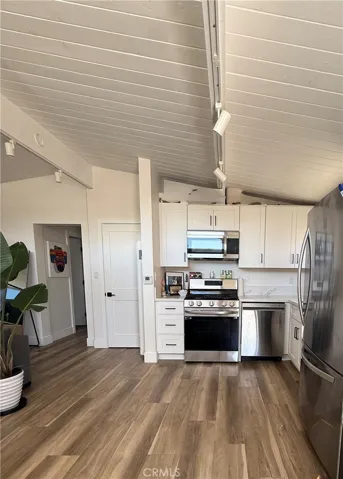 1140 W Balboa, Newport Beach, California 92661