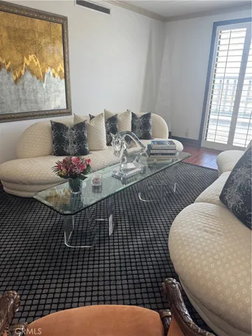 969 Hilgard 1400, Los Angeles, California 90024