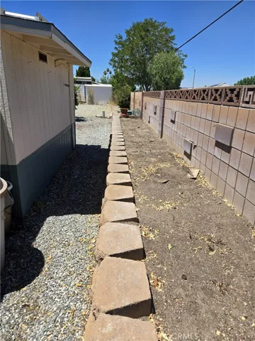 250 Santa Clara, Hemet, California 92543