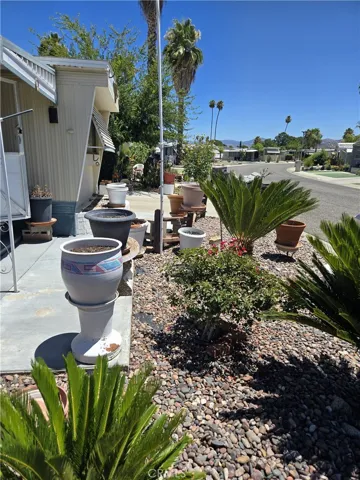 250 Santa Clara, Hemet, California 92543