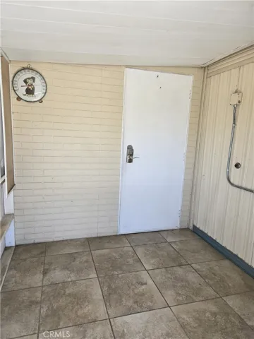 250 Santa Clara, Hemet, California 92543