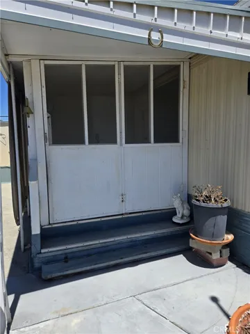 250 Santa Clara, Hemet, California 92543