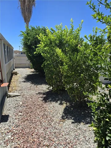 250 Santa Clara, Hemet, California 92543