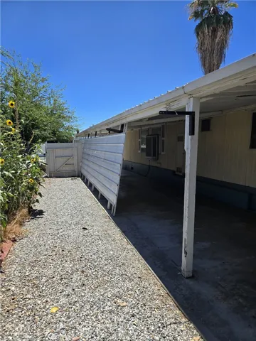 250 Santa Clara, Hemet, California 92543