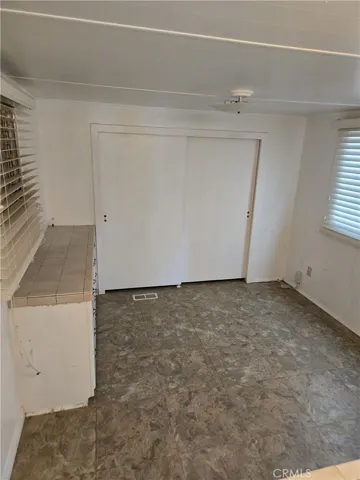 250 Santa Clara, Hemet, California 92543