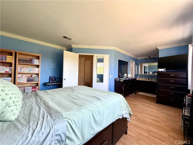 1212 S Barranca B, Glendora, California 91740